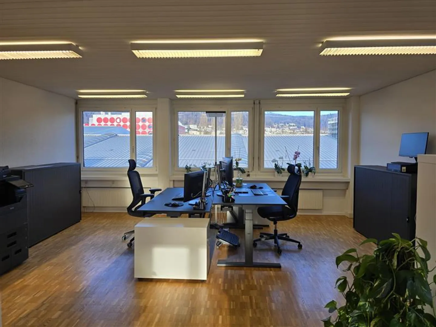 Uffici luminosi in una posizione privilegiata - benvenuti nel quartiere Silbern! - Foto 9 di 9