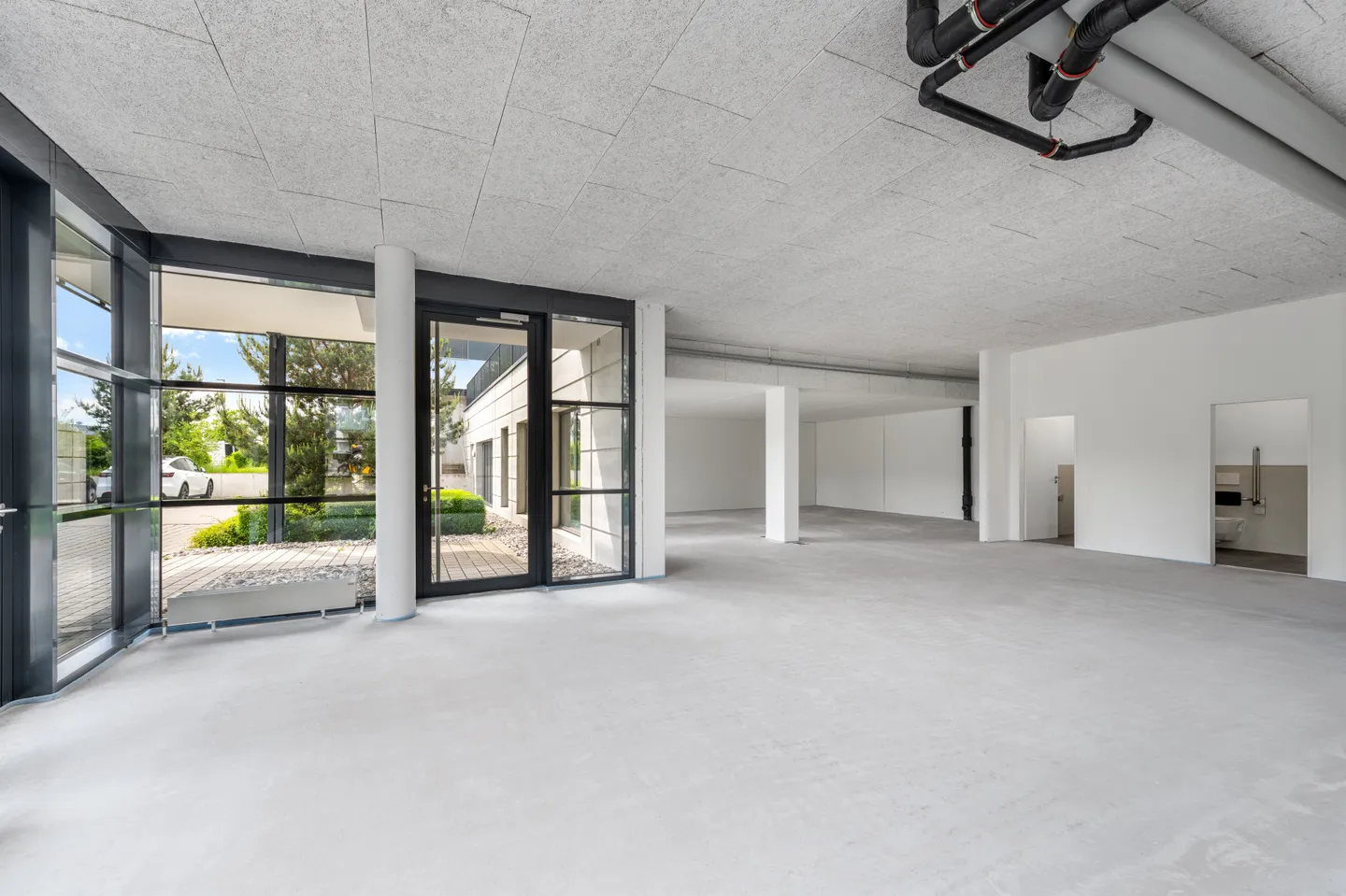 Bureau ou espace commercial dans le développement moderne Sennenwies - Photo 2 sur 8