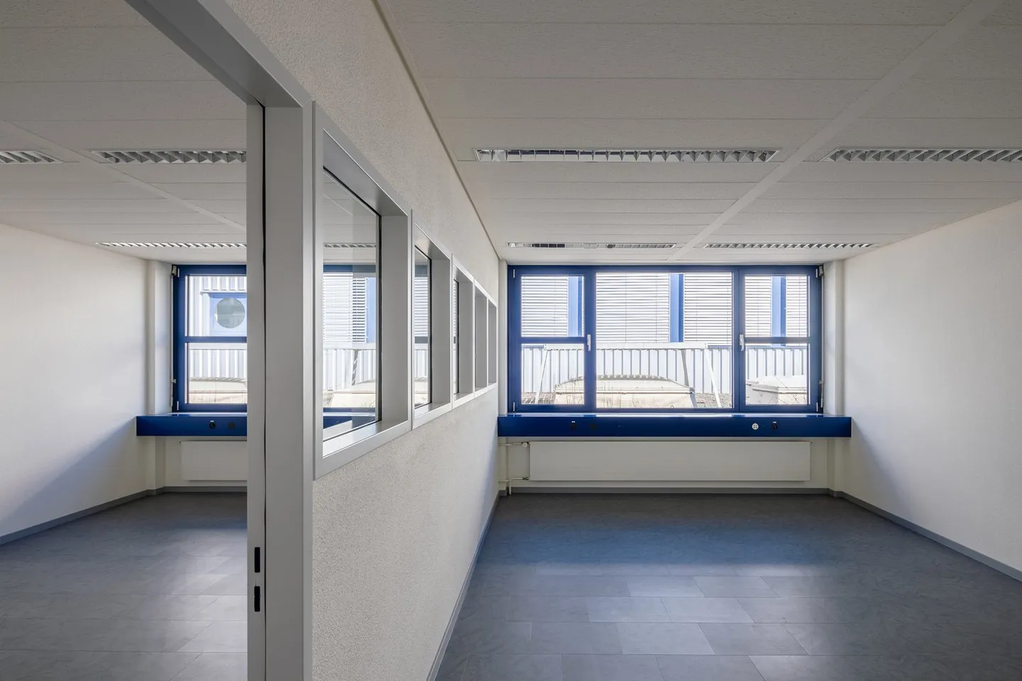 Modern commercial spaces / office / storage in a central location in Dietikon - Photo 9 of 9
