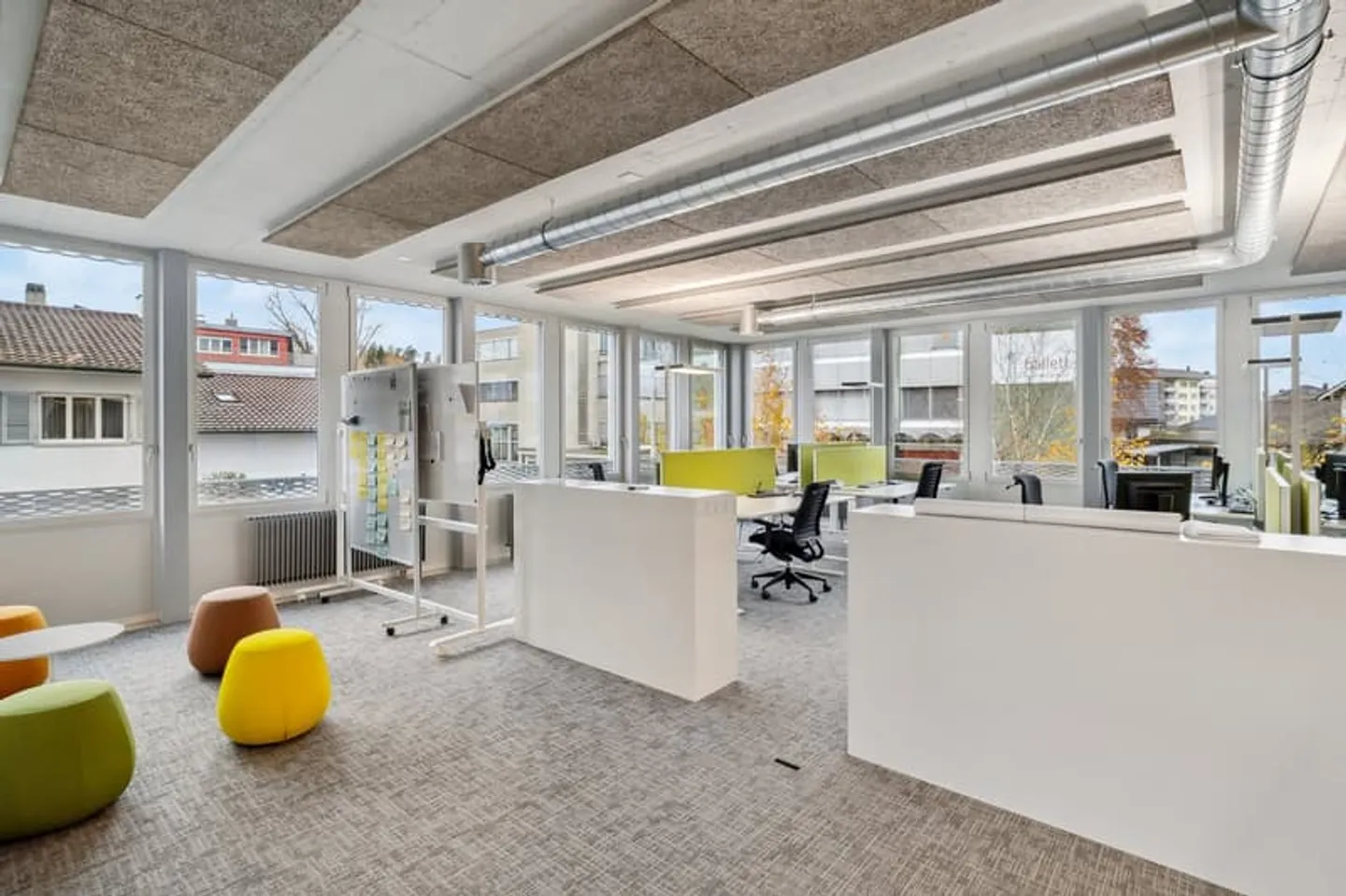 Working with Quality – Modern Office Spaces in Köniz - Photo 4 of 13