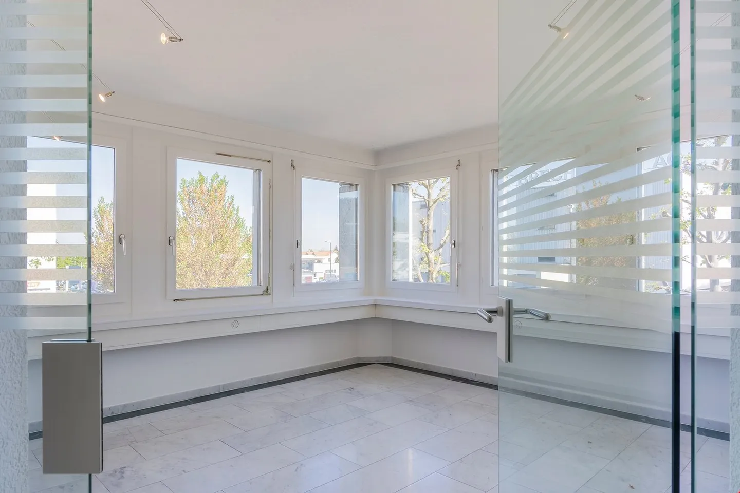 Salles de pratique modernes à louer à Gümligen - Photo 7 sur 13