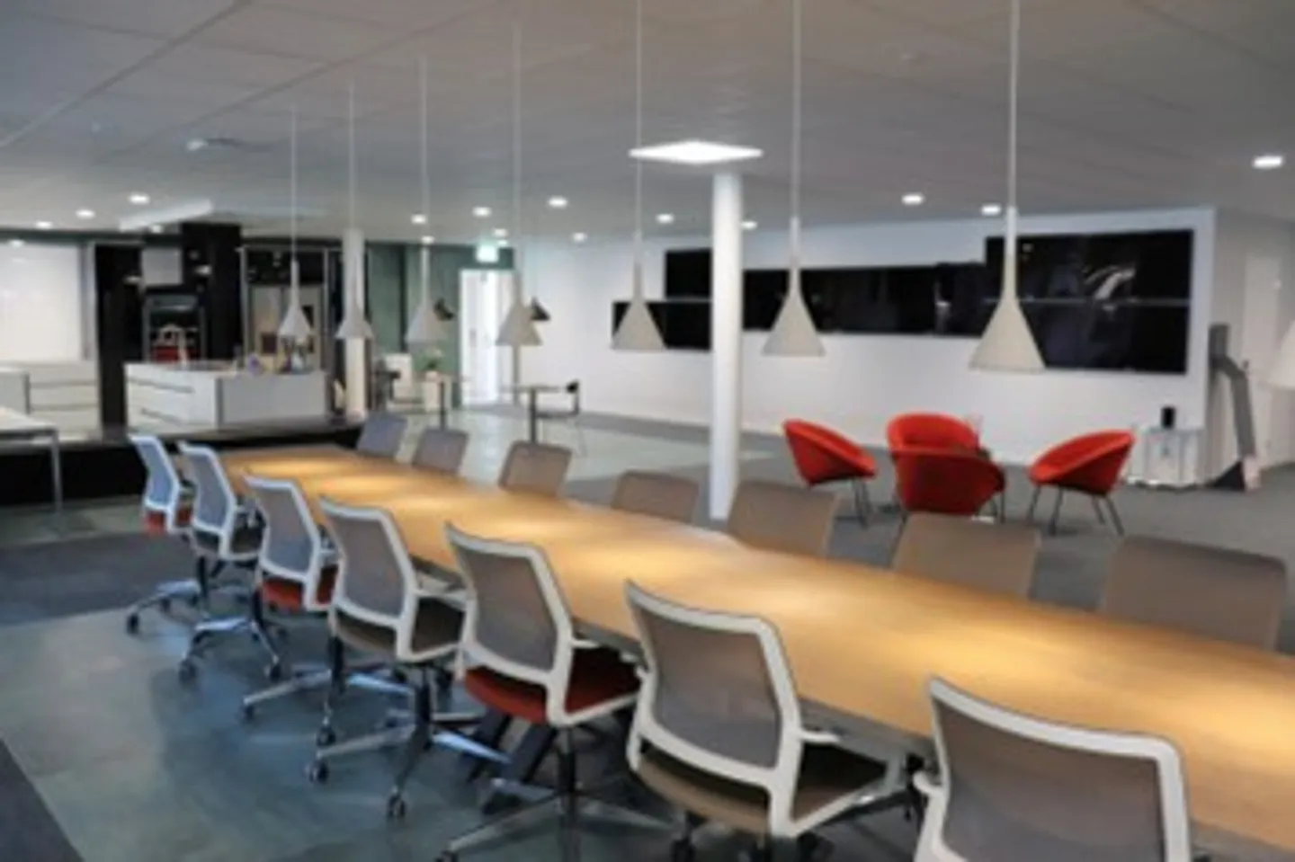 Espace de bureau moderne à Regensdorf - Photo 1 sur 5