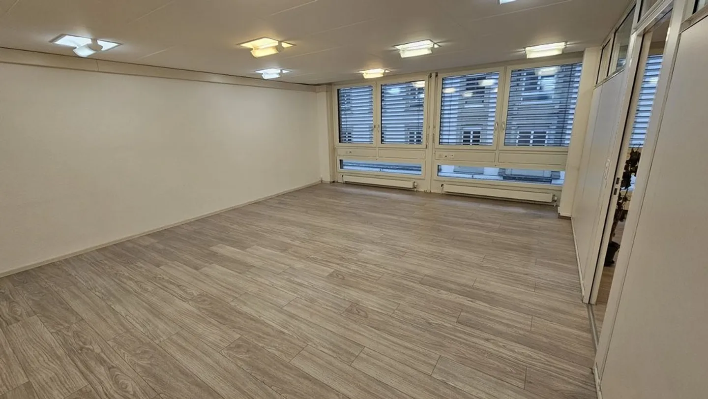 Ihr neues Büro an Top-Lage in Biel - Photo 5 sur 5