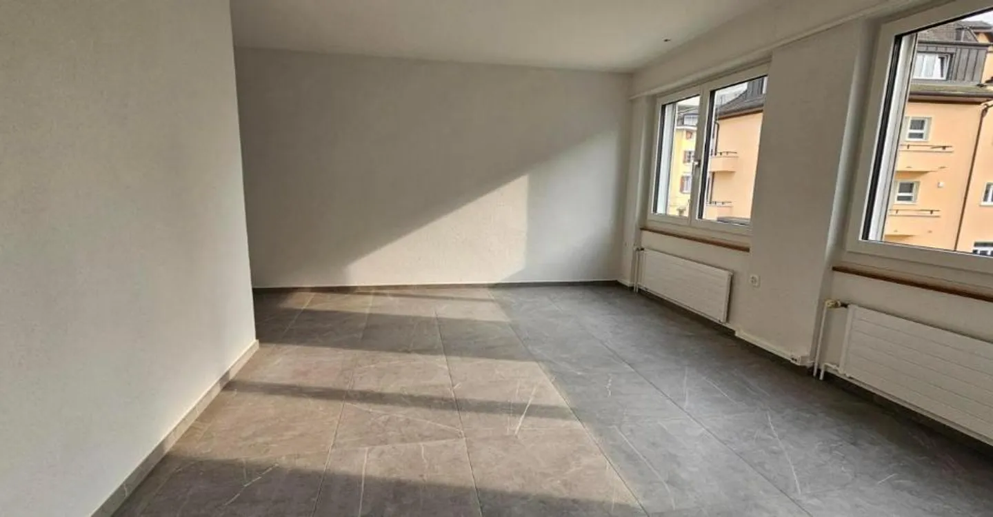 Gemischt genutztes Gebäude 3 Zimmer - Foto 3 von 8