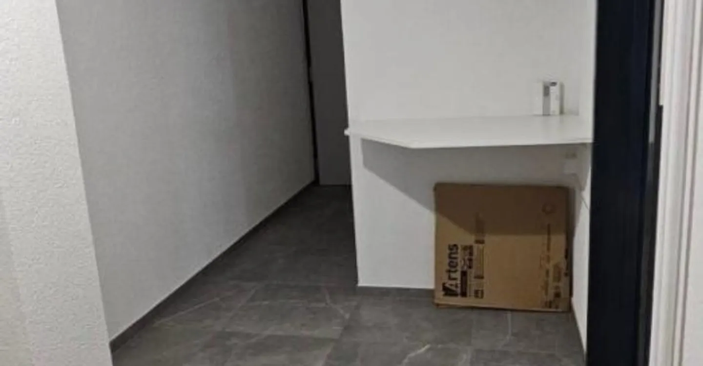 Gemischt genutztes Gebäude 3 Zimmer - Foto 6 von 8