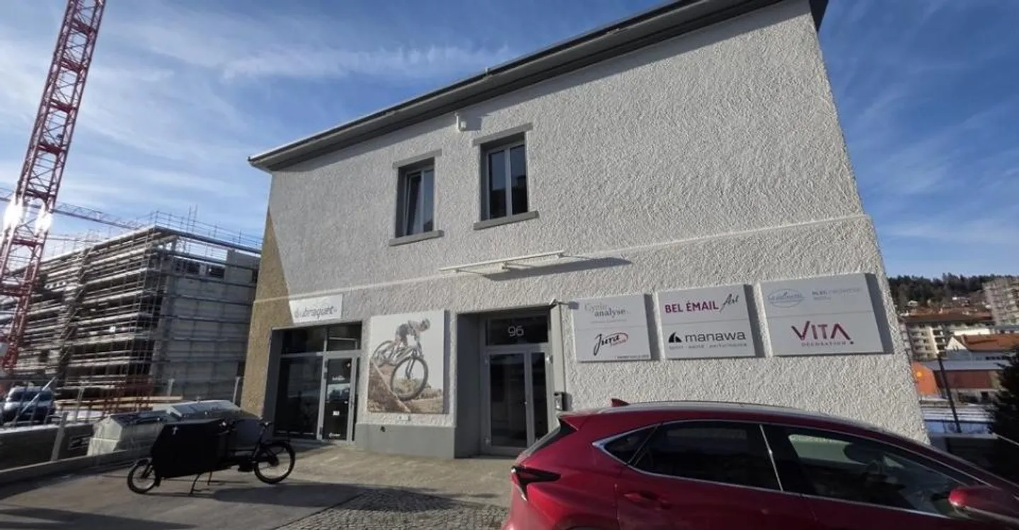 Espace Commercial à Louer - Photo 2 sur 3
