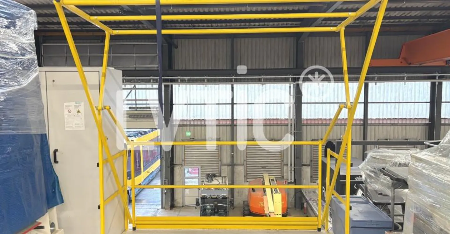 Deposit - Photo 5 of 9