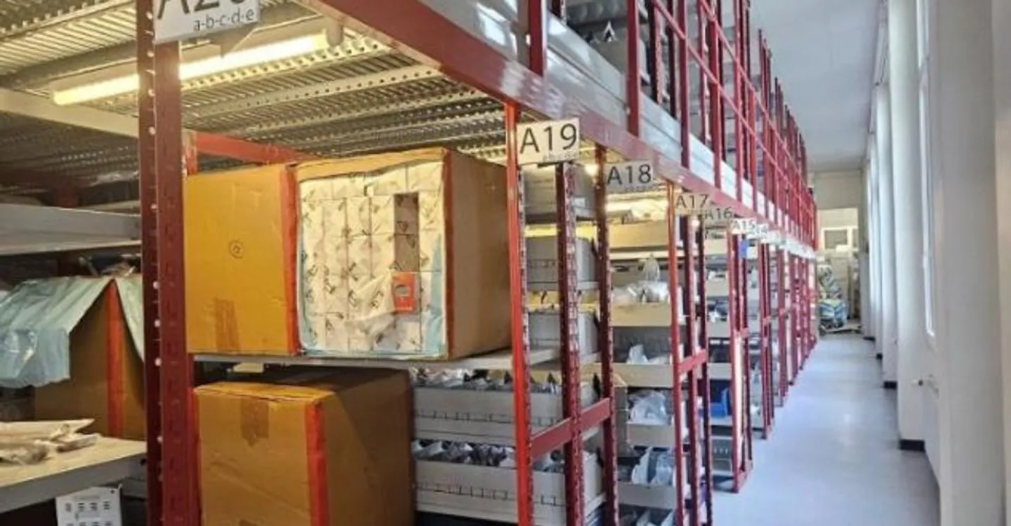 Deposit - Photo 6 of 11