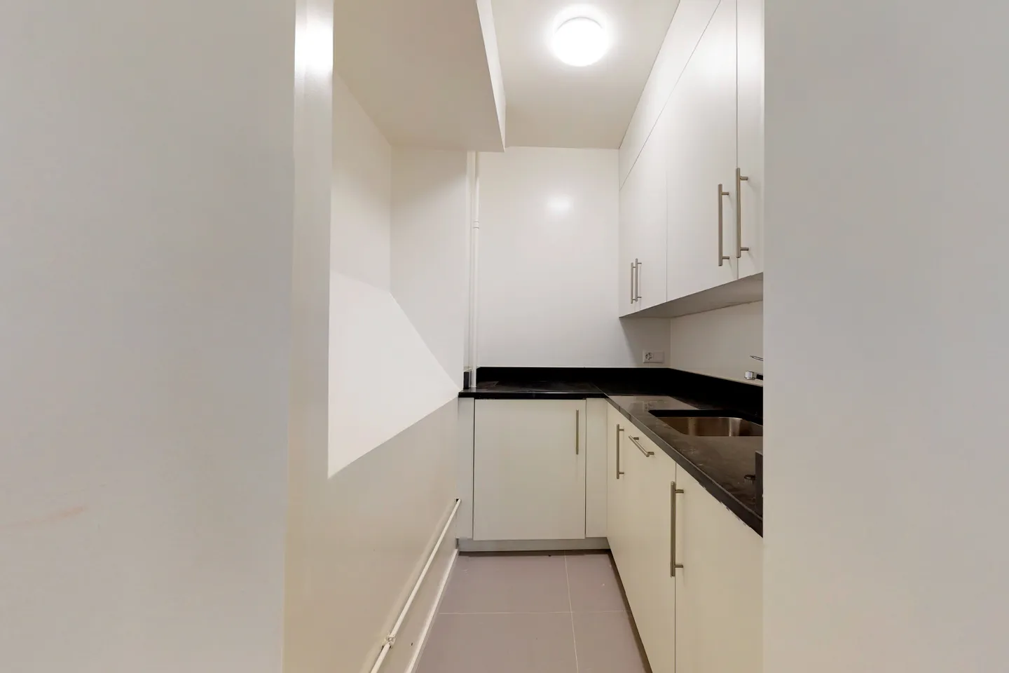 Charm and character for these offices. - Photo 5 of 11