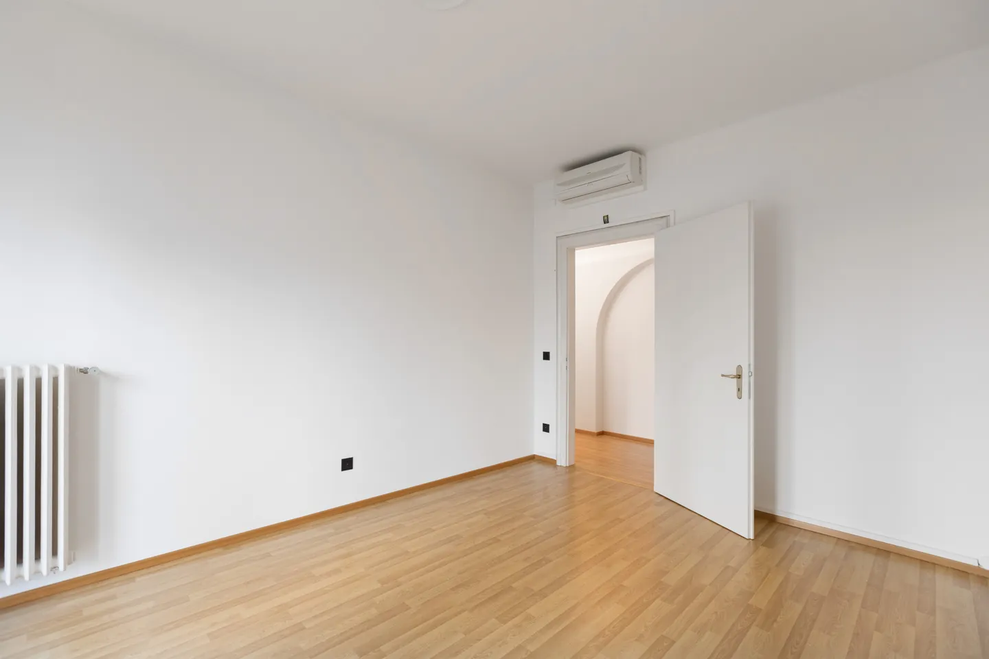 Elegantes Büro in exklusiver Lage - Foto 5 von 7