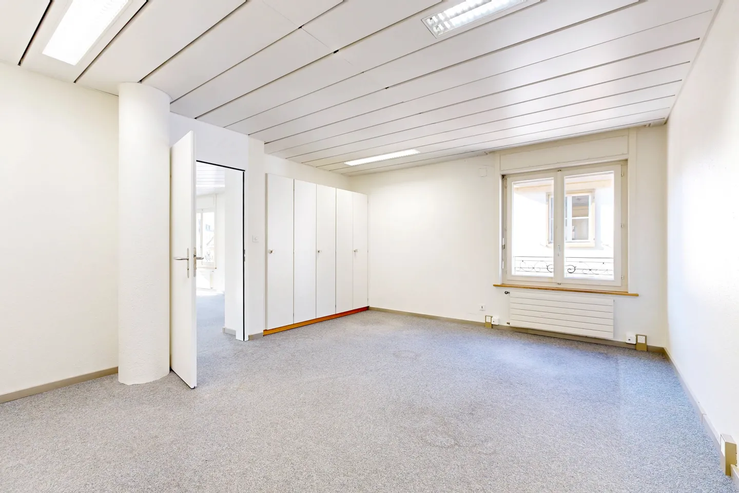 Suchen Sie einen Arbeitsplatz im Stadtzentrum von Neuenburg? - Foto 10 von 12