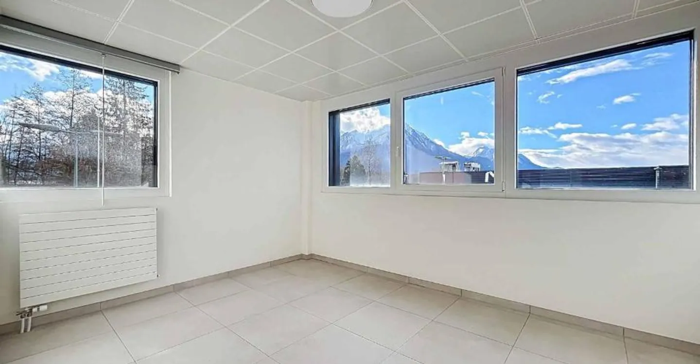 Espace Commercial dans un Quartier Dynamique - Photo 10 sur 13