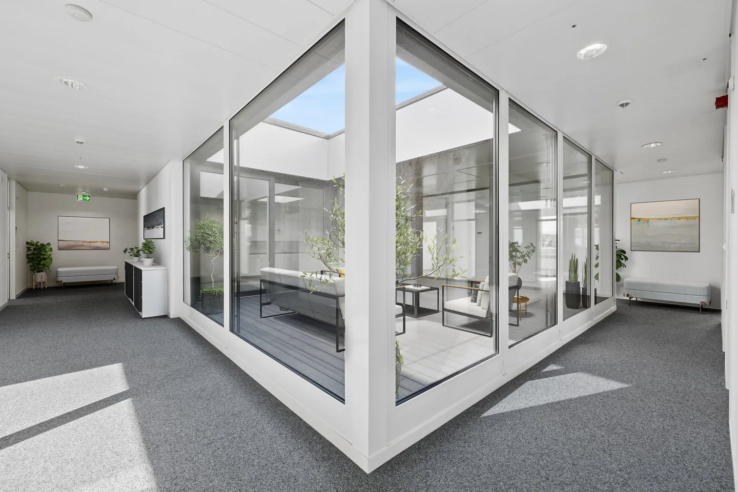 Flexible Büroflächen mit Atrium - Foto 3 von 9