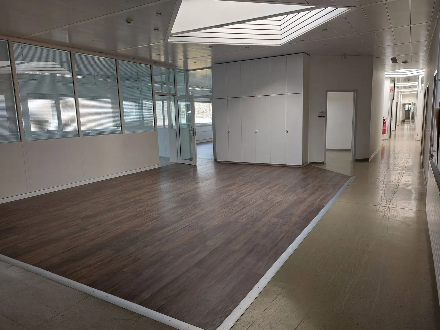Atelier à partir de 78 m² à louer – Stockage / Atelier - Photo 6 sur 11