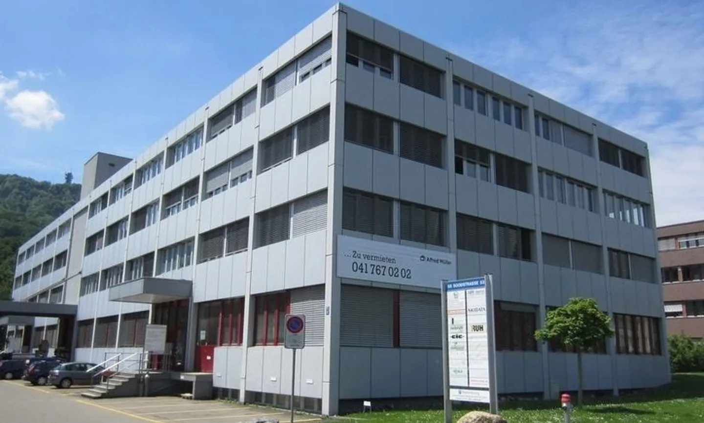 Gewerbefläche an zentraler Lage - Foto 1 von 6