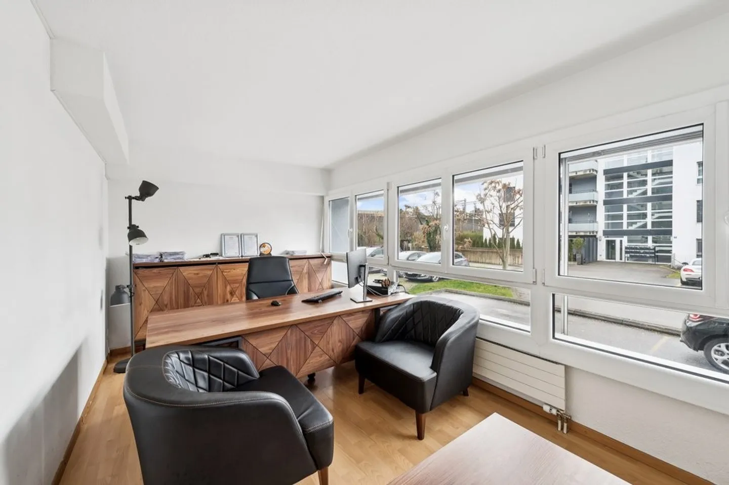 Wunderschöne Büros ideal gelegen in Ecublens! - Foto 4 von 10