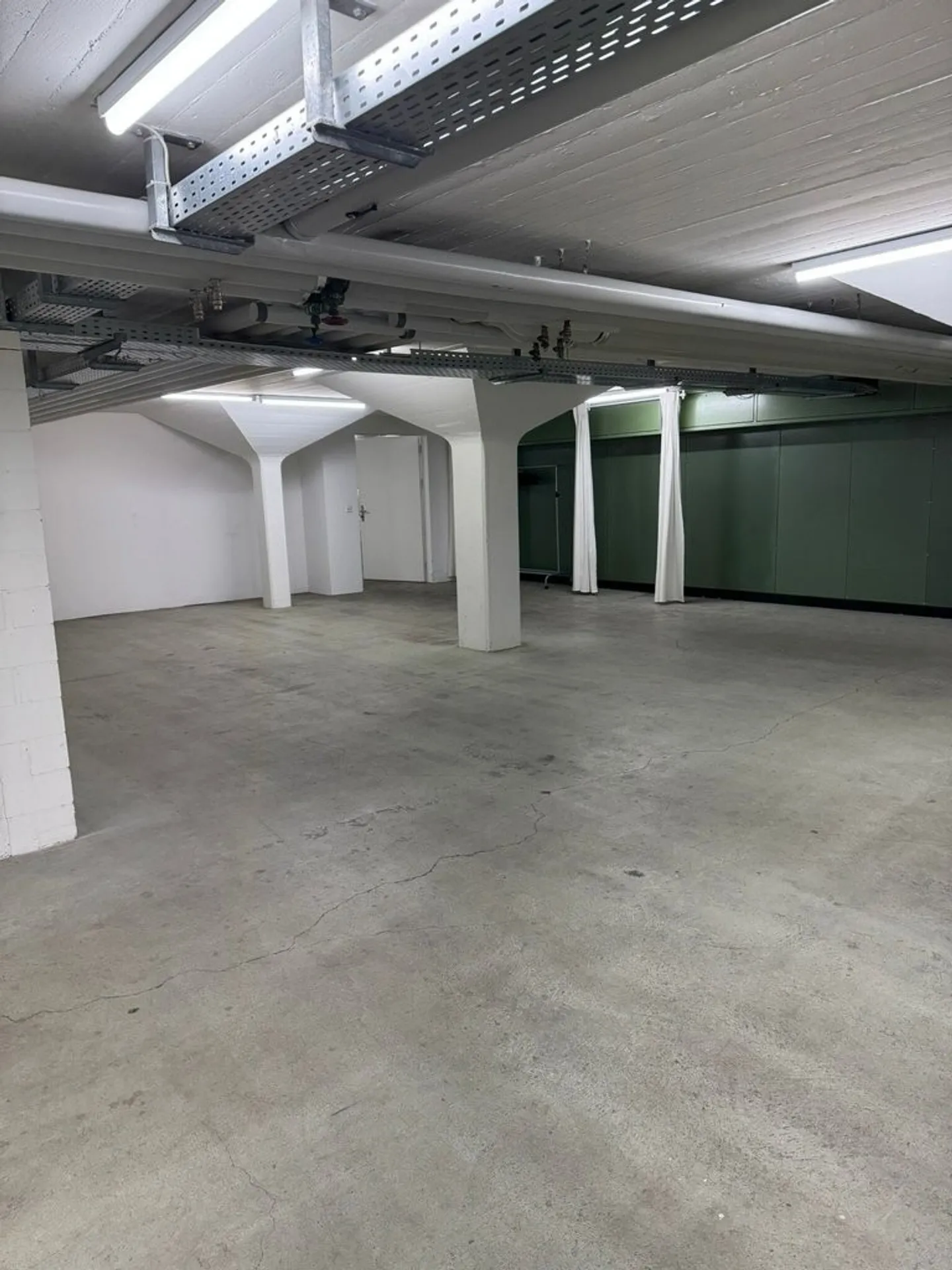 Spacious storage area in an attractive location - Photo 3 of 5