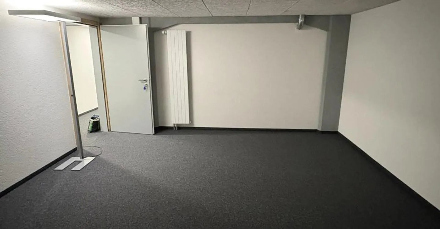 Espace de stockage à Bex - Photo 3 sur 4