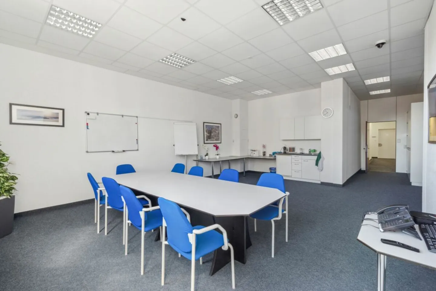 Espace commercial agrandi et lumineux au Hirschengraben ! - Photo 5 sur 6