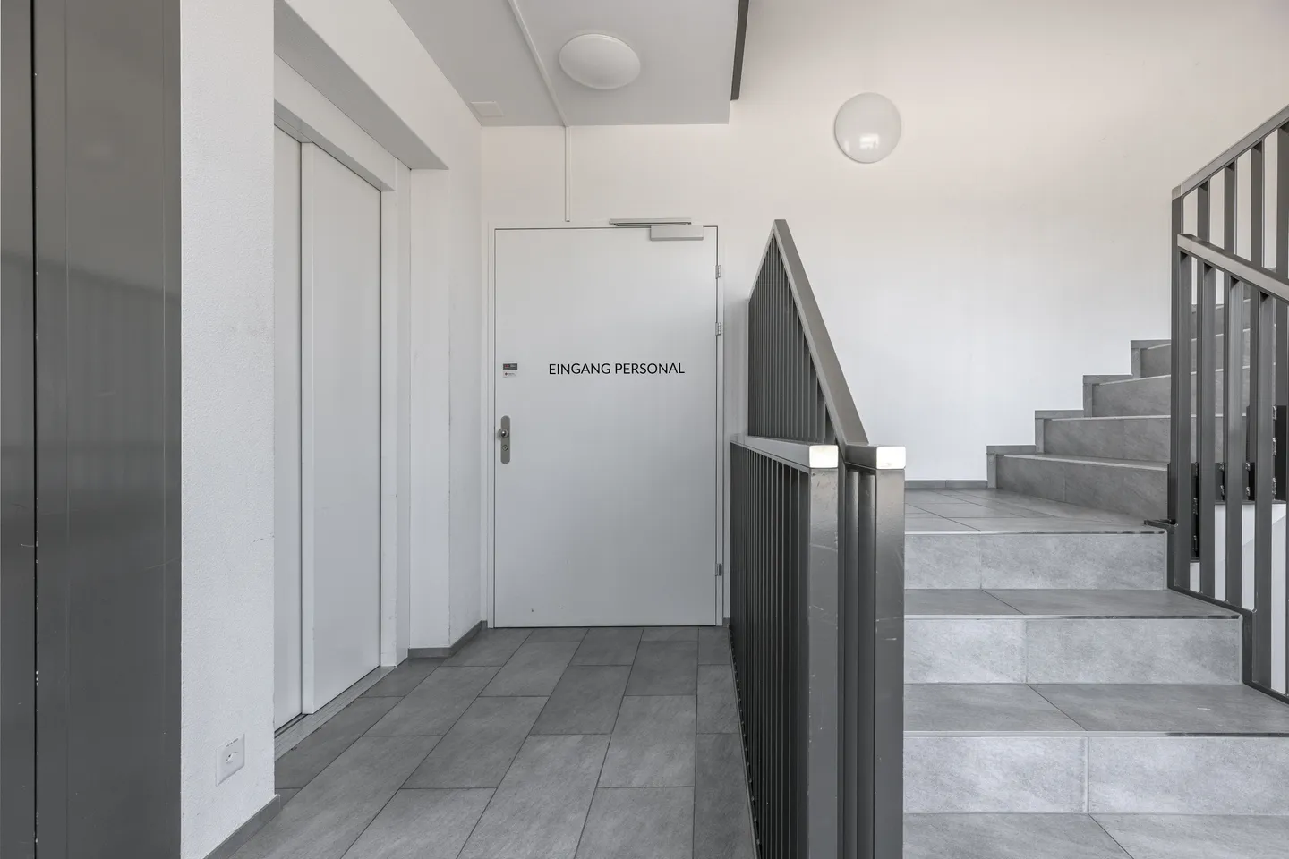 Very interesting practice rooms in a central location - Photo 4 of 5