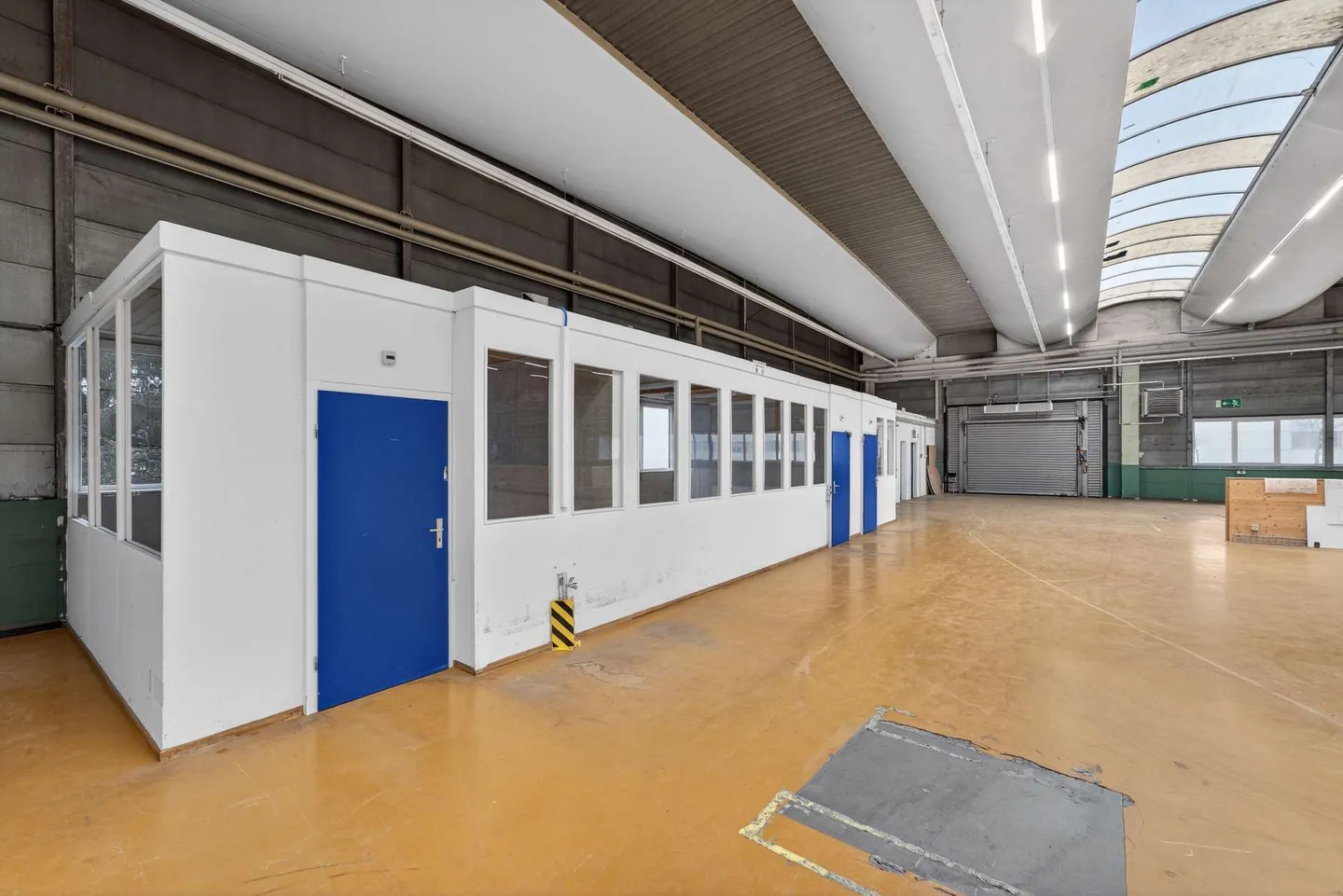 Logistics Area West - Photo 4 of 13