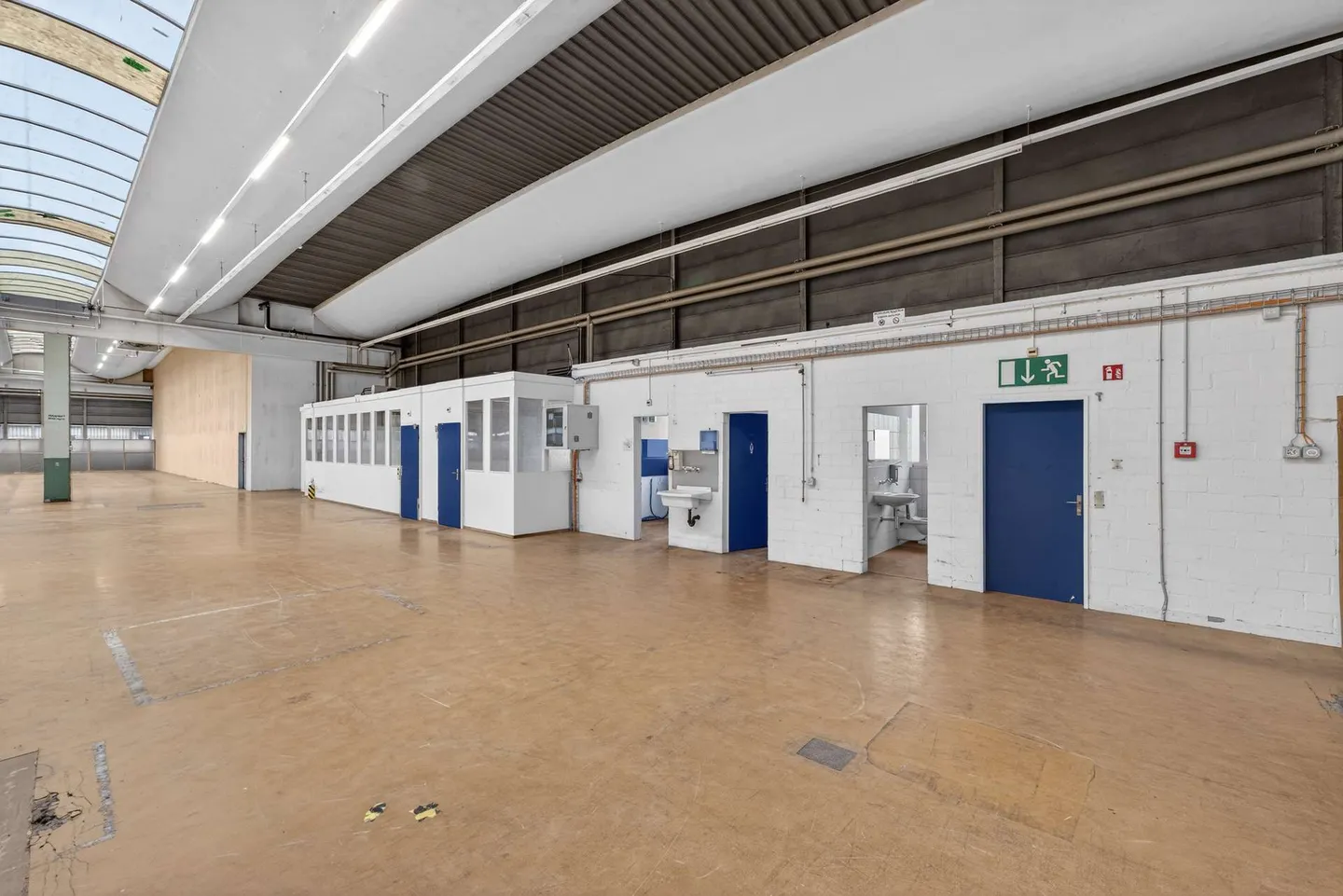 Logistics Area West - Photo 5 of 13