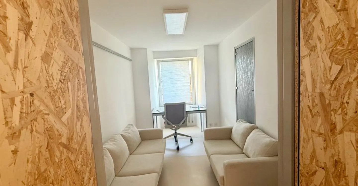 Ufficio 6 stanze - Foto 4 di 13