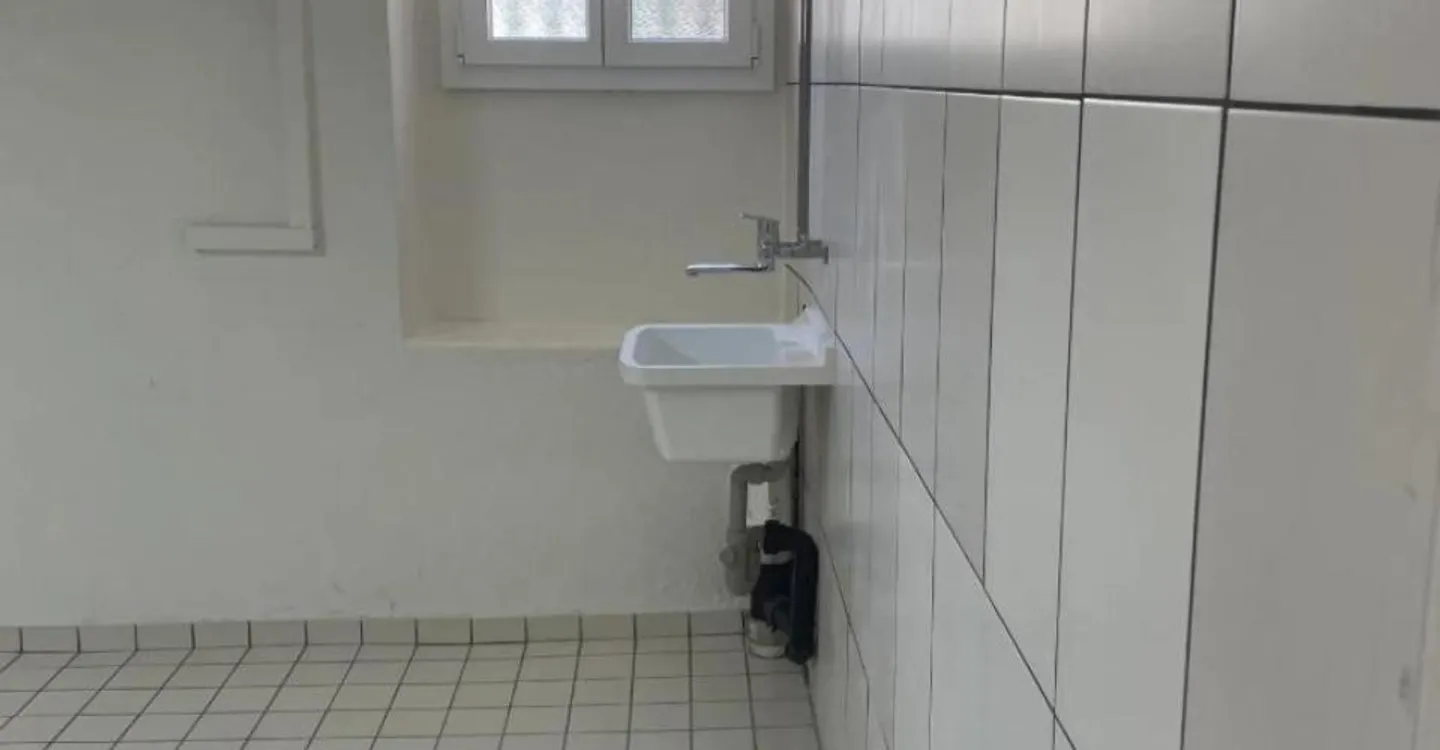 5-room commercial space - Photo 4 of 9