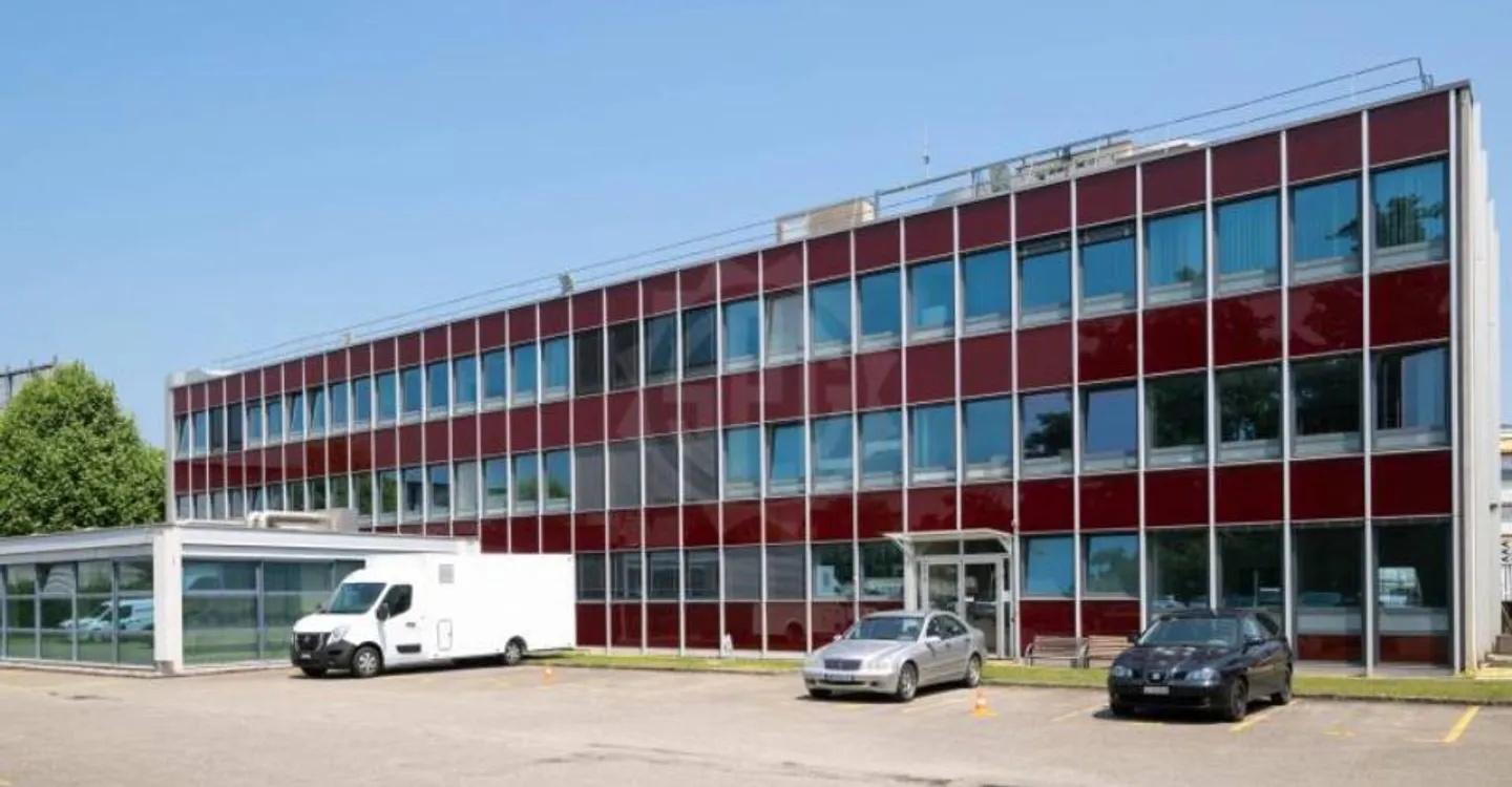 Bureaux ensoleillés à Meyrin - Photo 4 sur 4