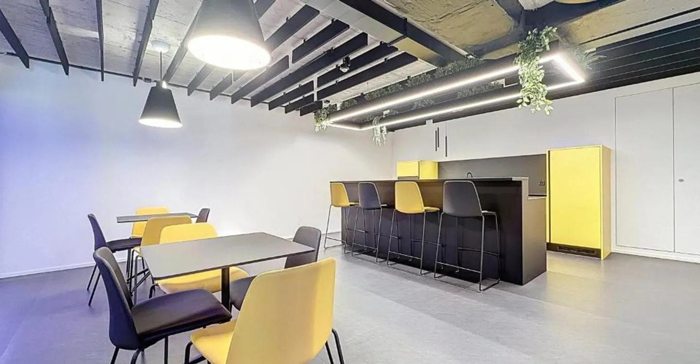 Ufficio di 142 m² al 3° piano - Cour de Gare, Sion - Foto 8 di 9