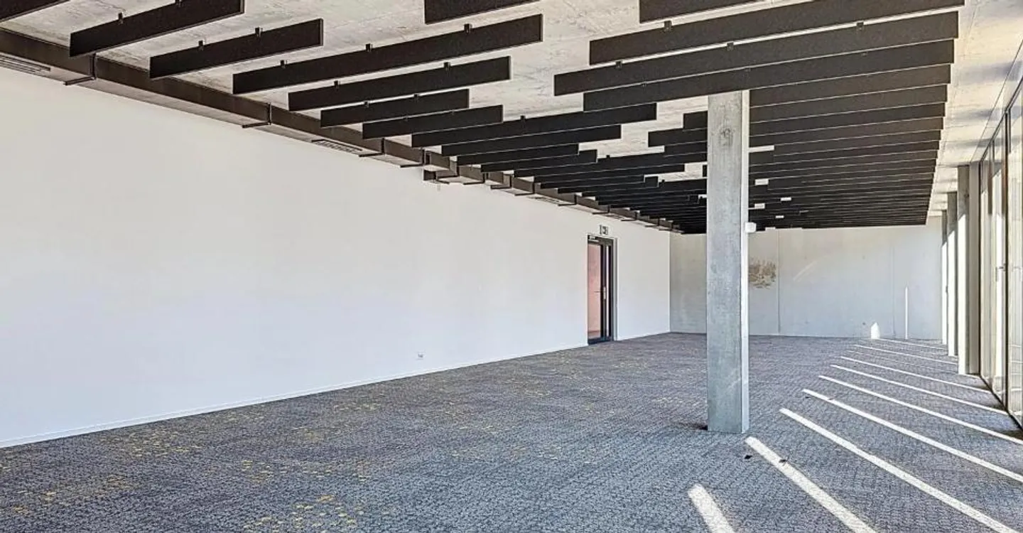 Ufficio di 117 m² al 2° piano - Cour de Gare, Sion - Foto 3 di 7