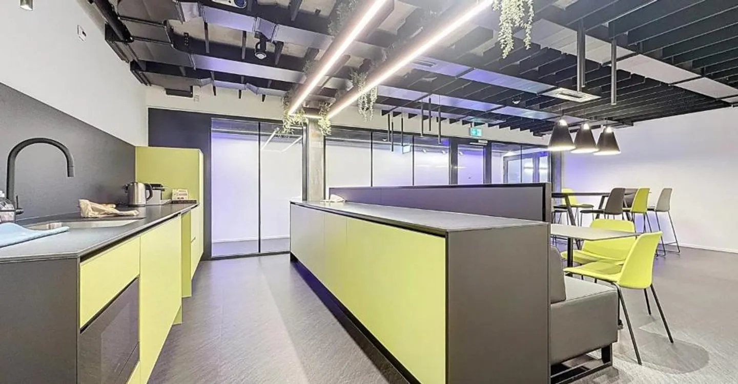 Ufficio di 117 m² al 2° piano - Cour de Gare, Sion - Foto 5 di 7