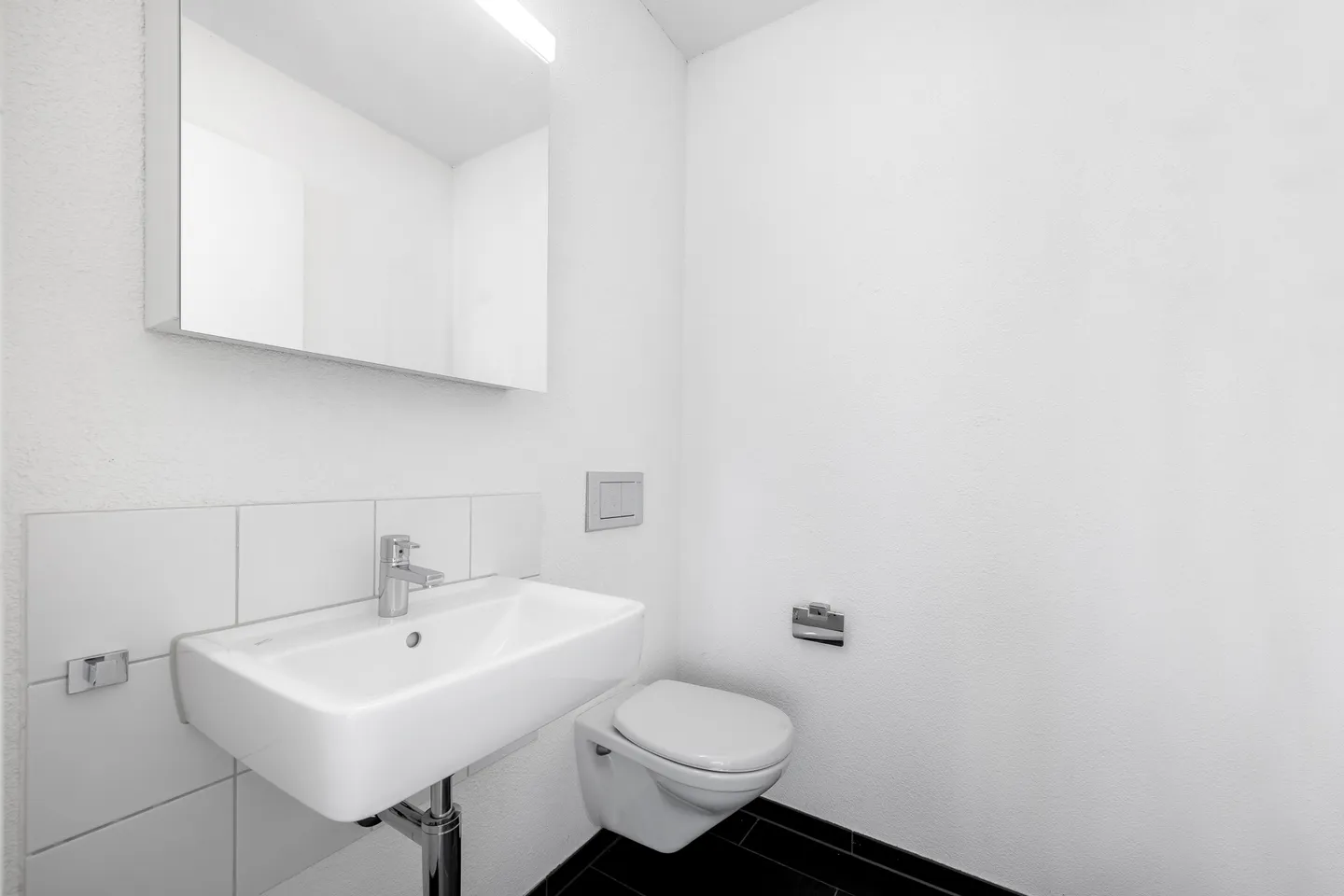 Spazio ufficio moderno vicino alla stazione ferroviaria di Dietikon - Foto 7 di 8