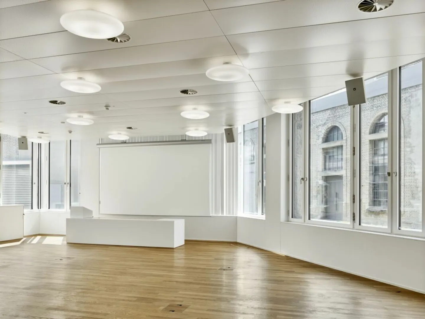 Polygon - Your new dream location in Aarau - Photo 3 of 5