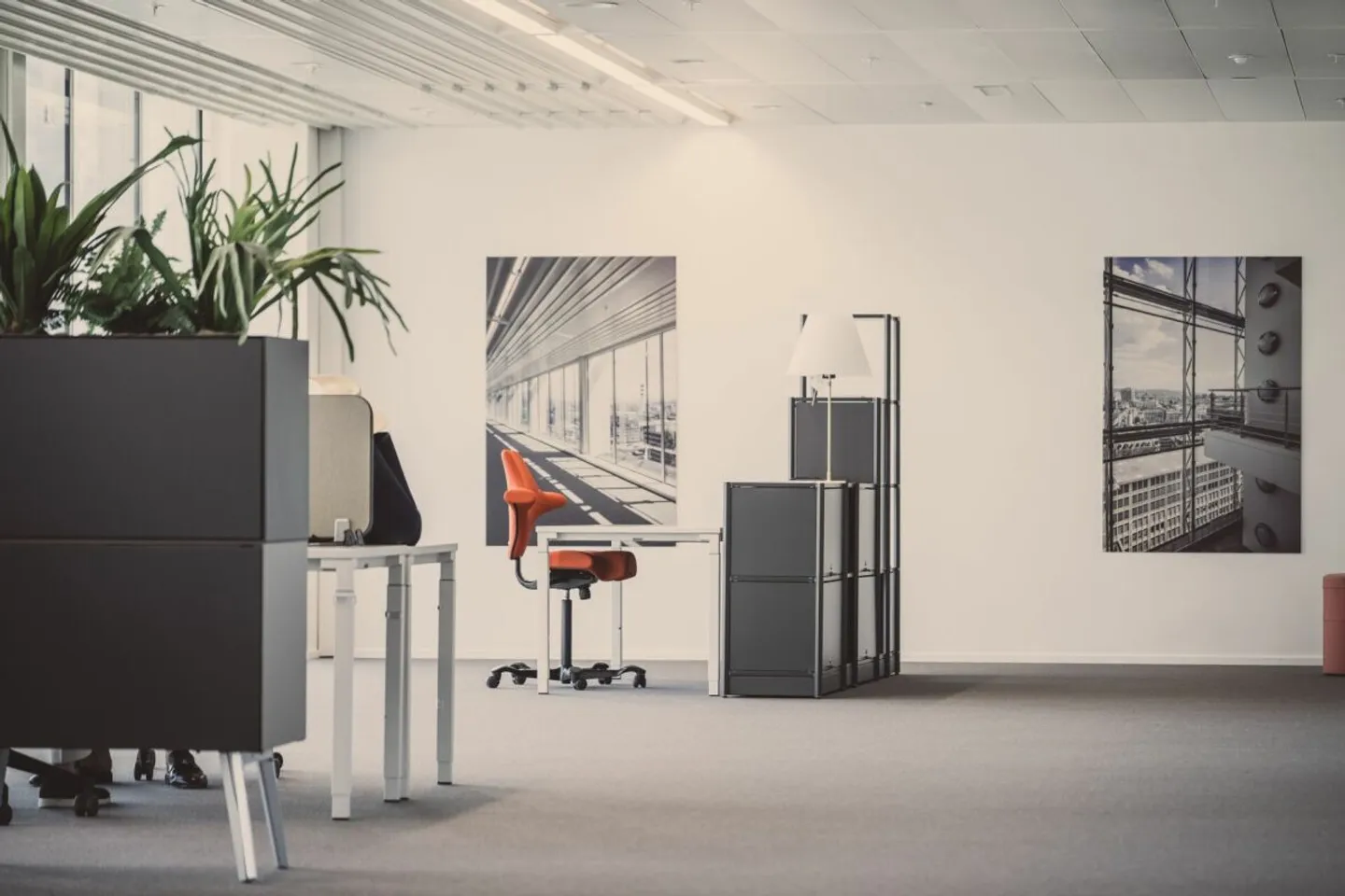 Discover our iconic office tower - Photo 6 of 13