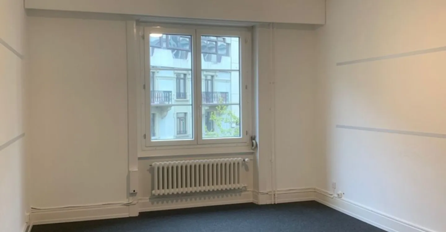 Office - Photo 4 of 11