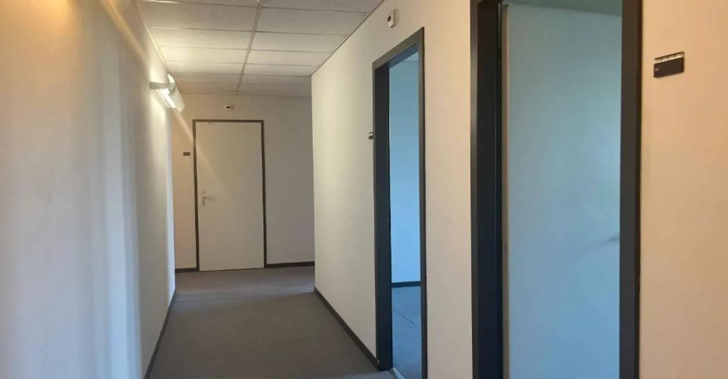 Office - Photo 7 of 10