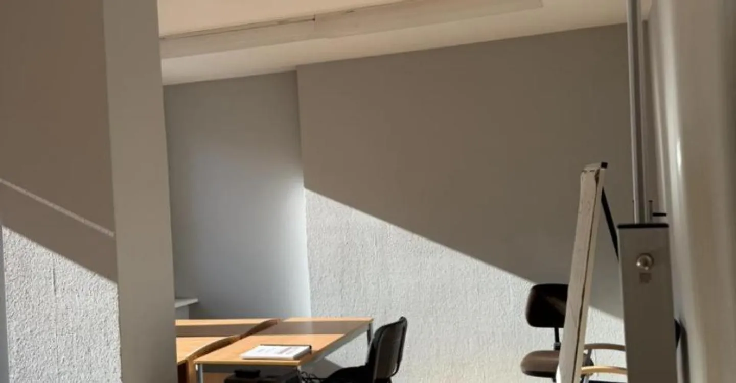 Bureau au Coeur du PAV - Photo 6 sur 8
