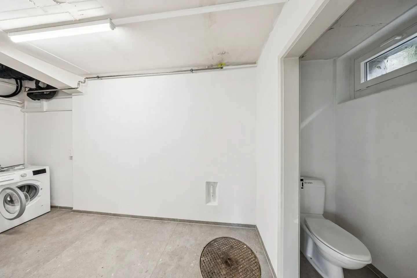 Commercial space in a prime location of 130 m² / 1 month free spring promotion! - Photo 9 of 13