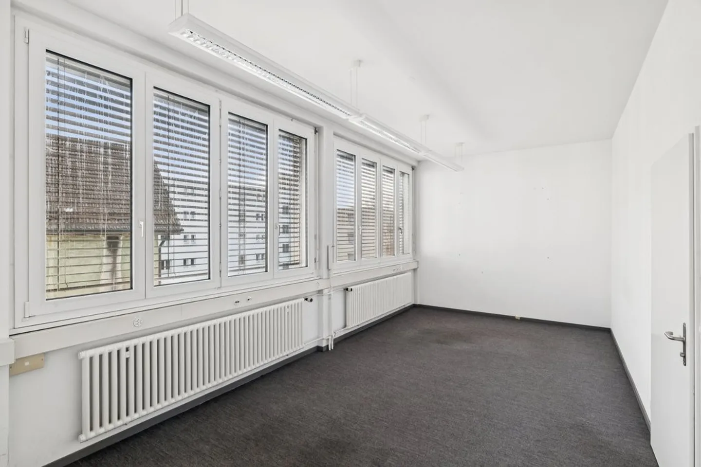 Attraktive Büro- und Gewerberäumlichkeiten in Grenchen! - Photo 7 sur 13