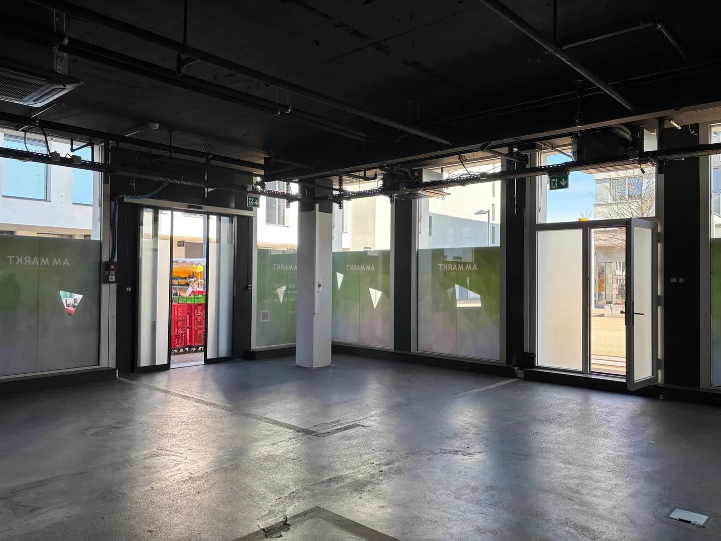 Espace de vente attrayant au centre de Heerbrugg - Photo 8 sur 9