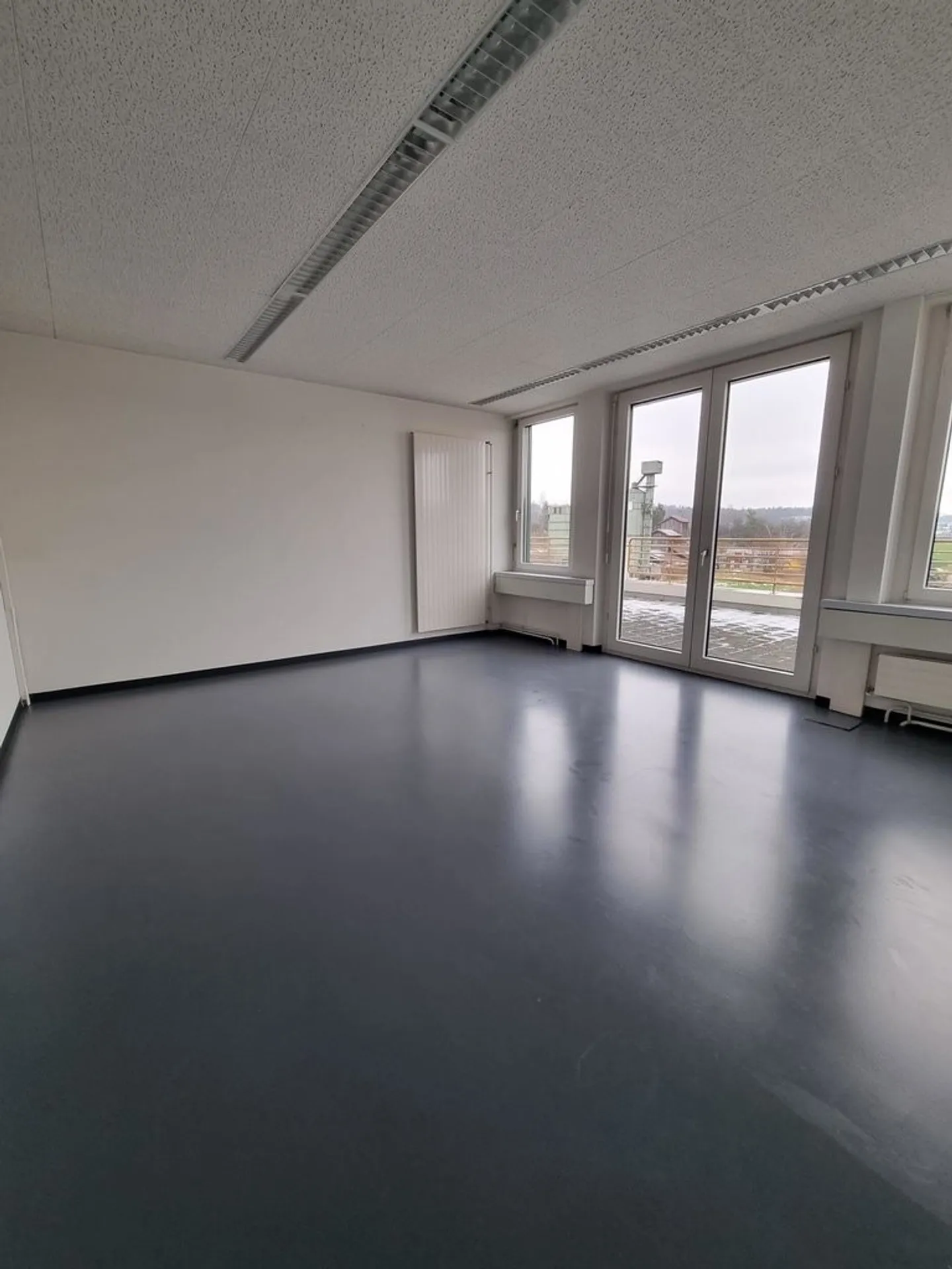 Bureau cherche nouveau locataire - Photo 2 sur 4