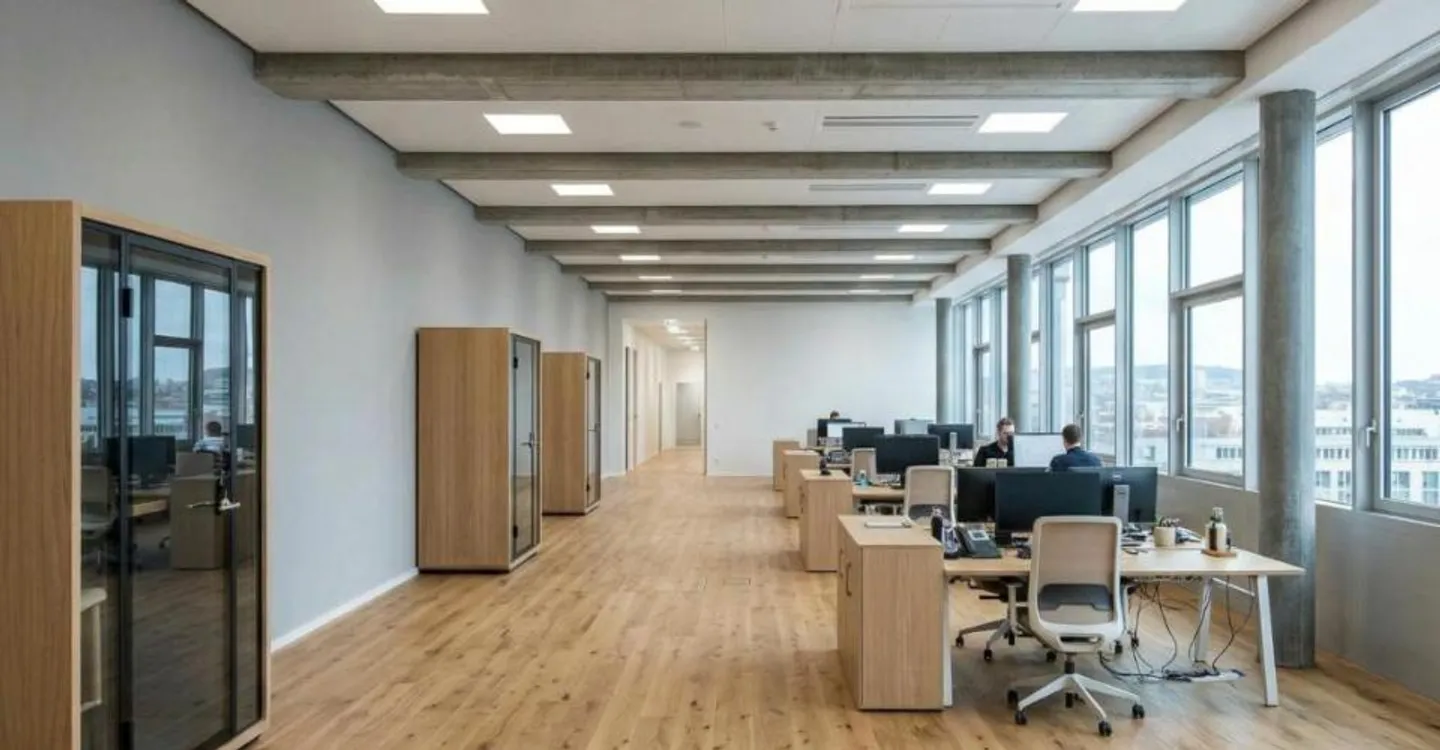 Bureau spacieux dans un immeuble moderne - Photo 6 sur 7