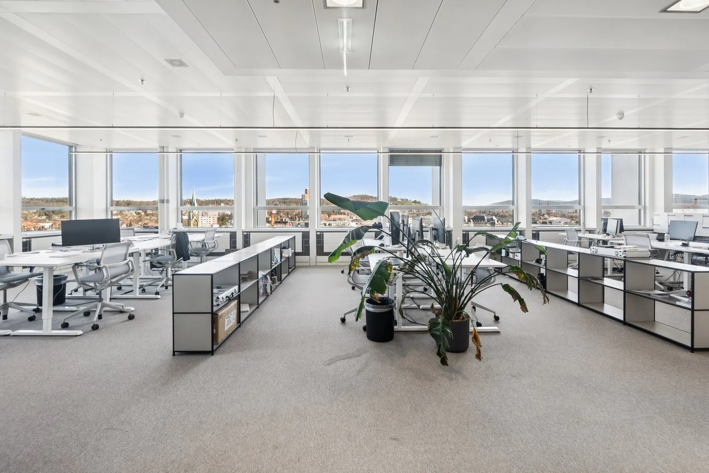 Wintower - Working Above the Rooftops of Winterthur - Photo 7 of 13