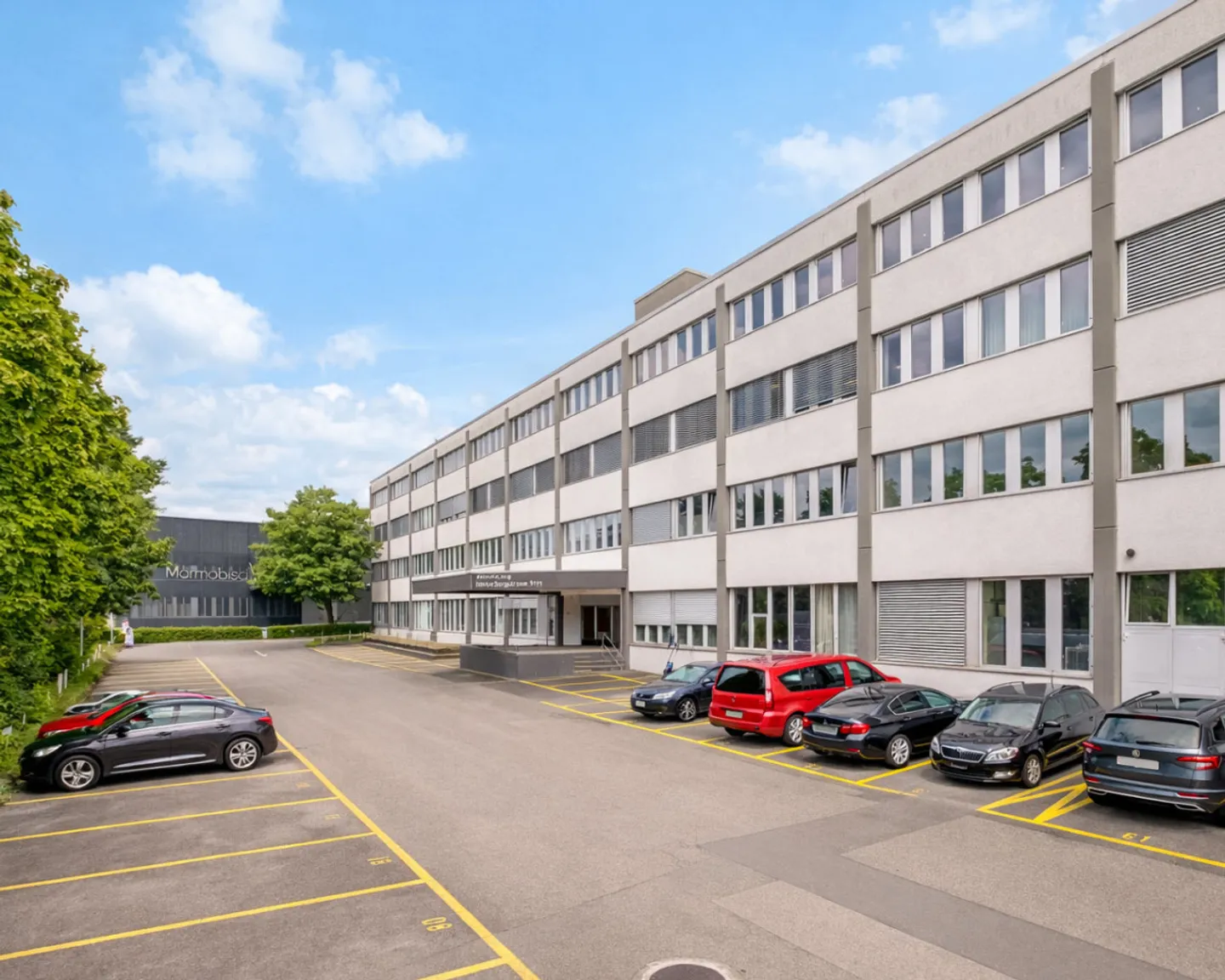 488 m² flexible commercial space in Cham - Photo 7 of 8