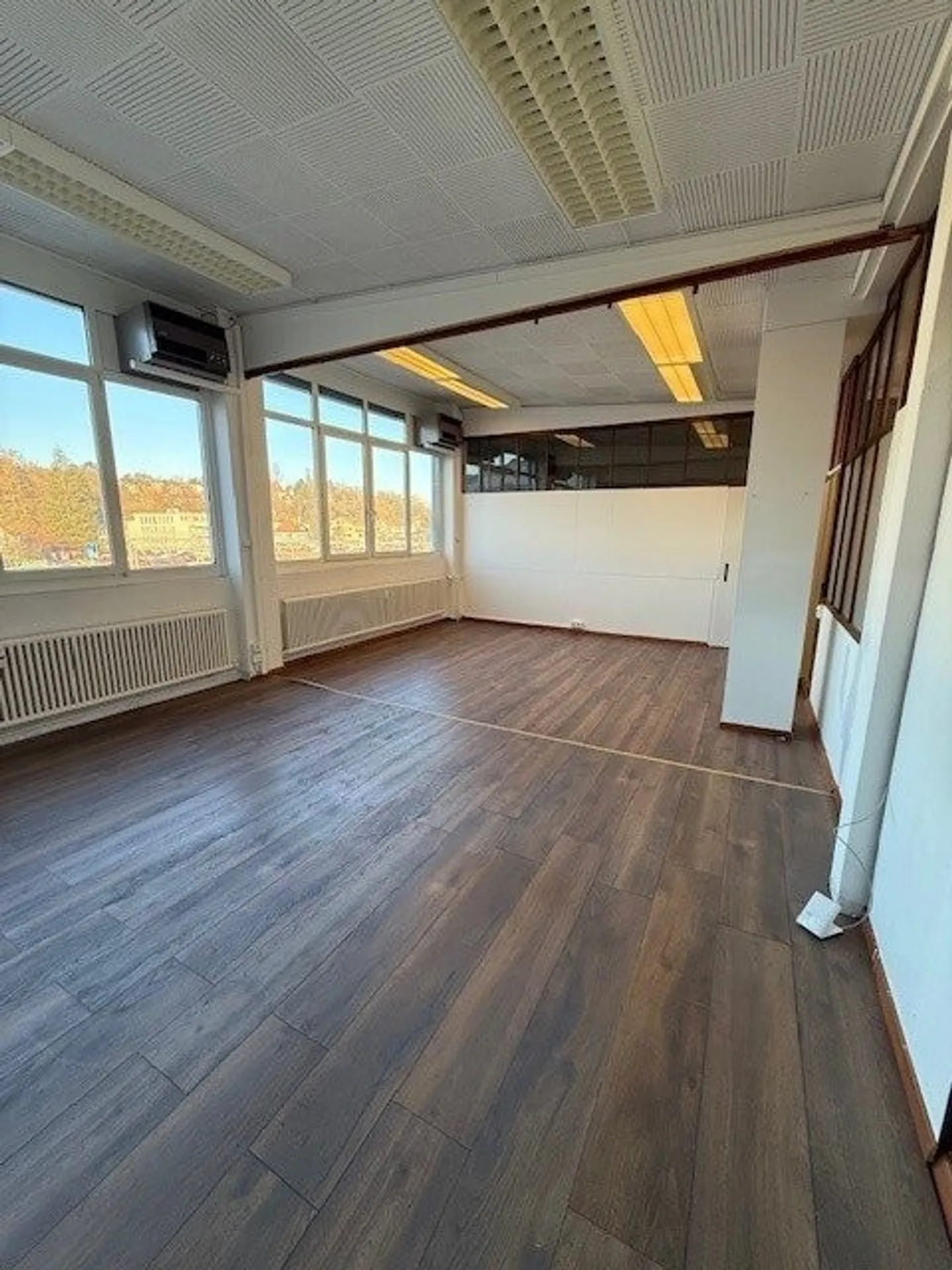 Vielseitige Gewerbefläche in Dreispitz - Foto 3 von 8