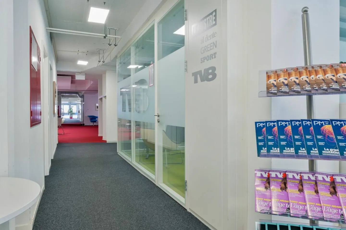 Divisible office space from 550 to 1400 m² for rent in Pont Bessières / Caroline / Rue Centrale - Photo 8 of 11