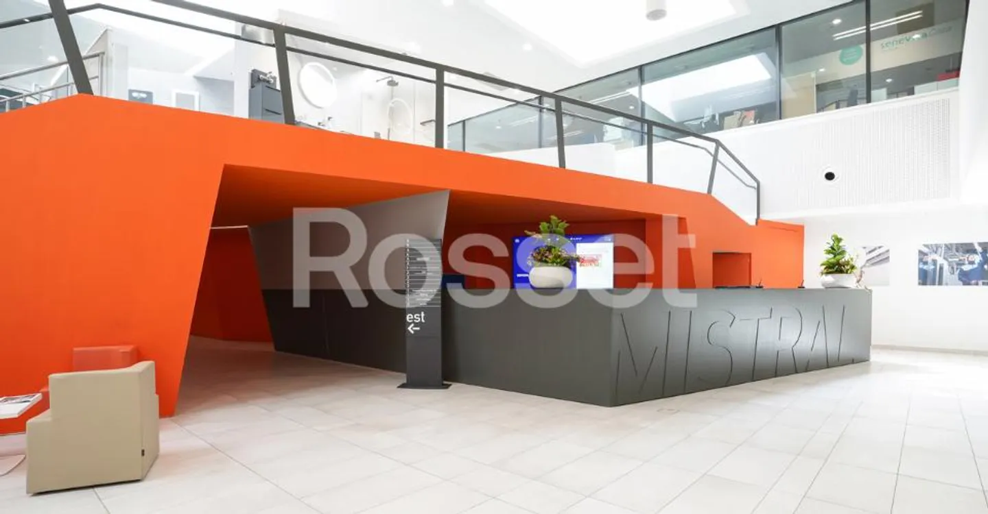 Modernes Büro mit Balkon - Foto 7 von 9