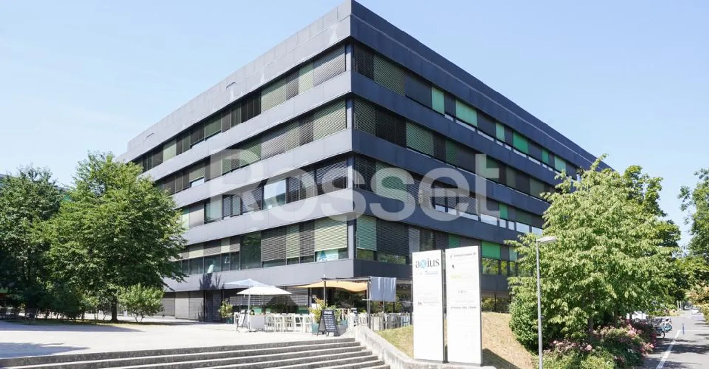 Modernes Büro mit Balkon - Foto 8 von 9