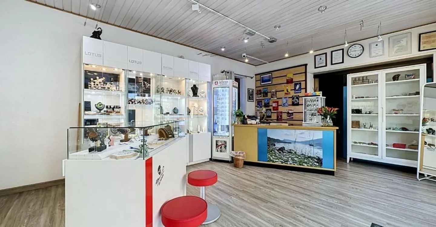 Espace Commercial avec Vitrines - Photo 5 sur 13